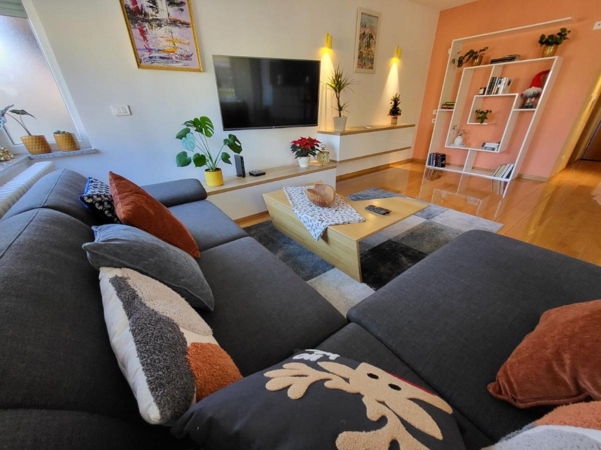 Apartman Bruna Self Check-In Osijek Exterior foto